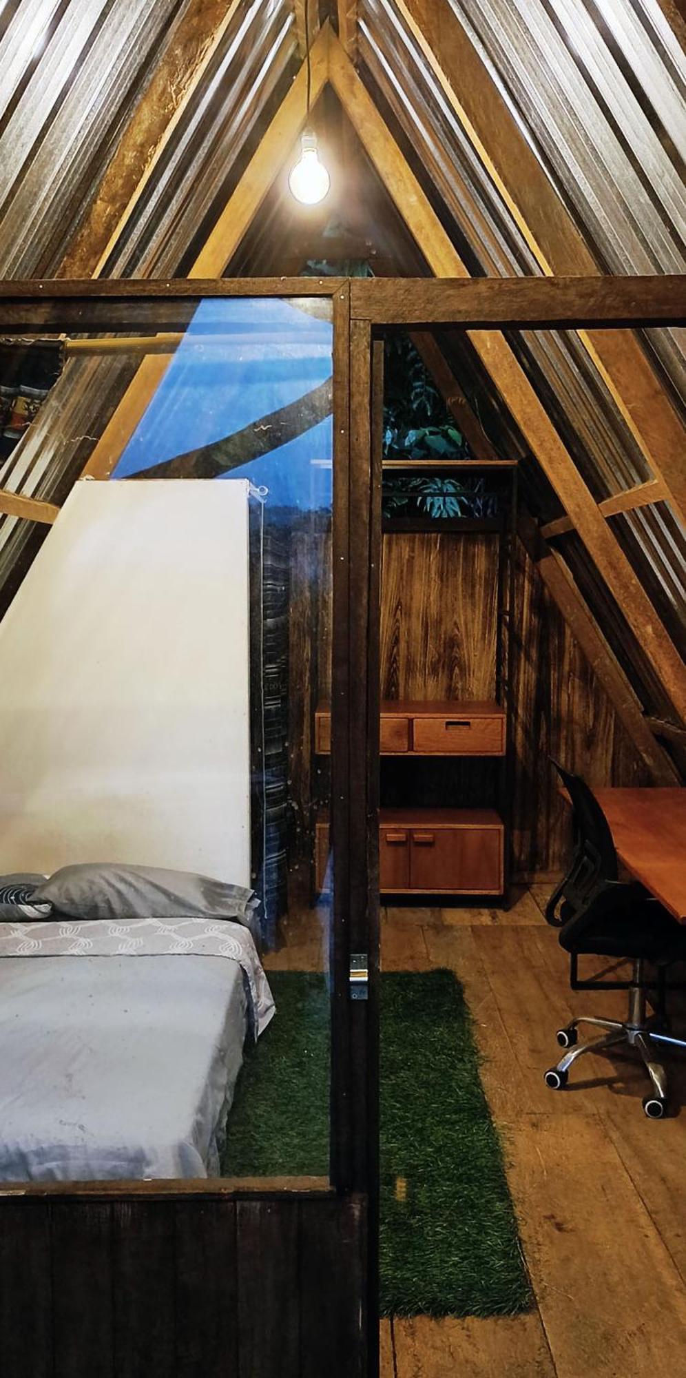 ホテル Jungle Roots テナ 部屋 写真